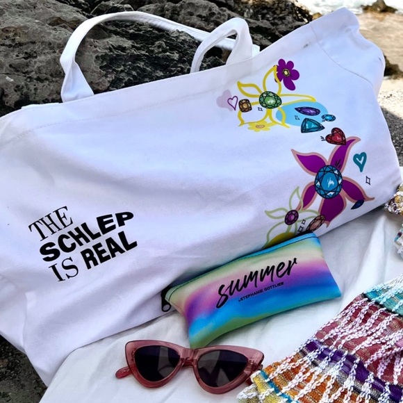 NEW STEPHANIE GOTTLIEB “The Schlep Is Real” *SOLD OUT* LIMITED EDITION* Tote Bag - Picture 6 of 7